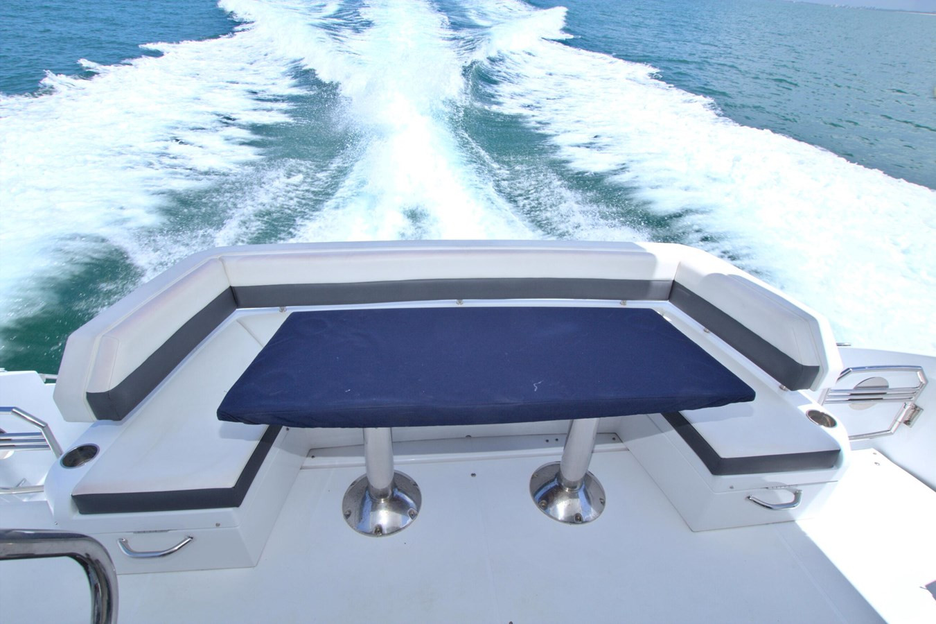 https://arconyachts.ams3.digitaloceanspaces.com/128822/conversions/large_4707215-optimize.jpg