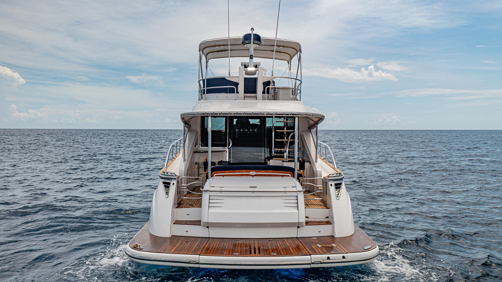 https://arconyachts.ams3.digitaloceanspaces.com/128846/conversions/large_4766828-optimize.jpg