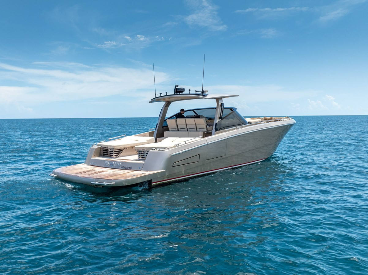 https://arconyachts.ams3.digitaloceanspaces.com/128945/conversions/large_4770470-optimize.jpg