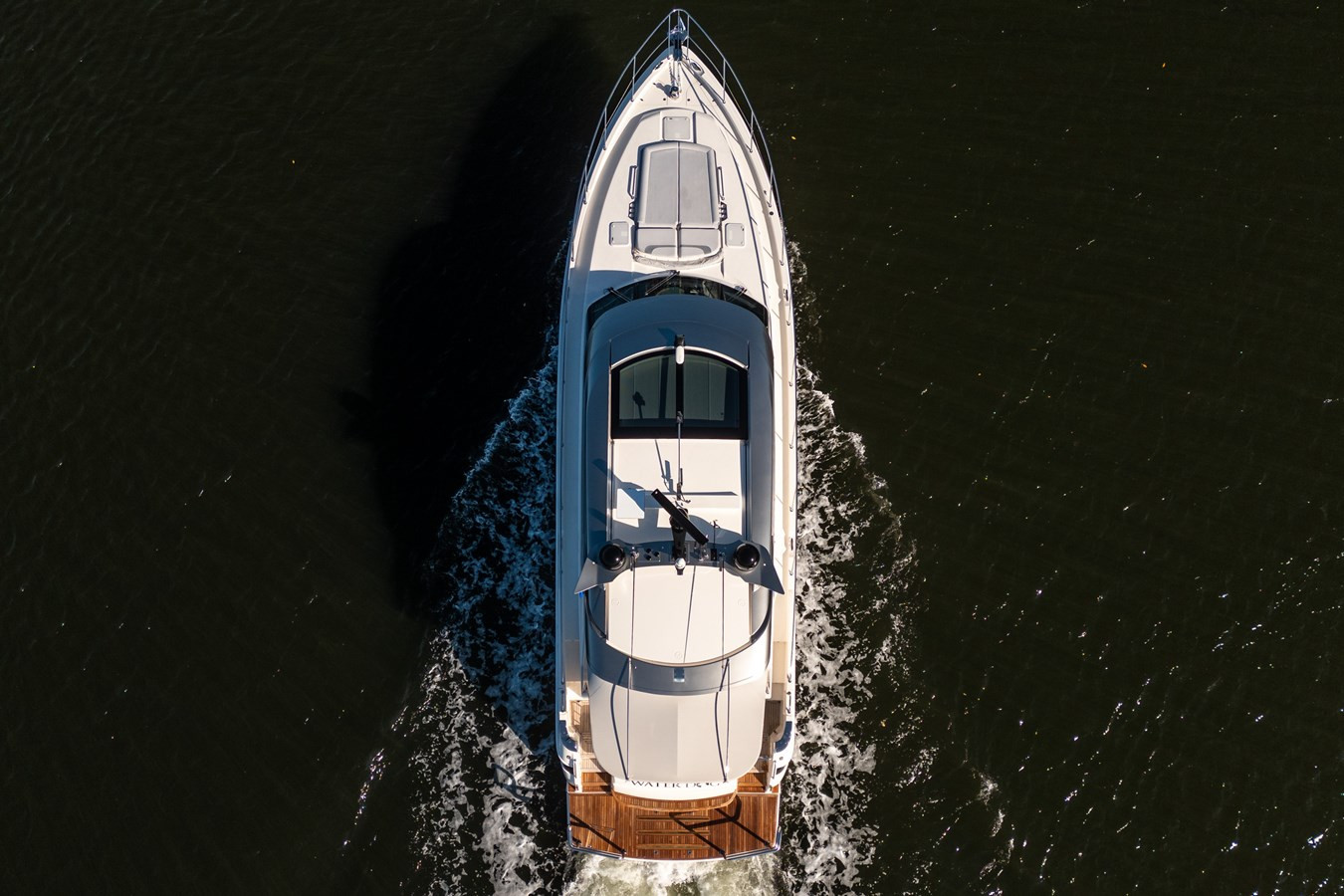 https://arconyachts.ams3.digitaloceanspaces.com/129072/conversions/large_4854548-optimize.jpg