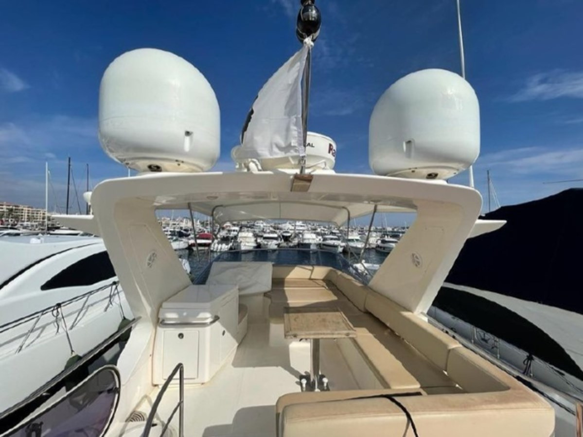 https://arconyachts.ams3.digitaloceanspaces.com/129096/conversions/large_4364790-optimize.jpg