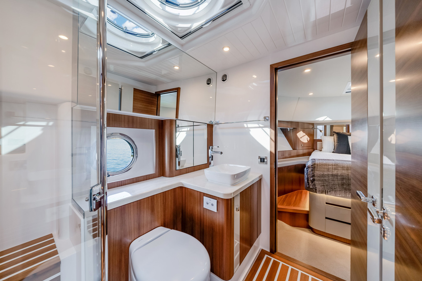 https://arconyachts.ams3.digitaloceanspaces.com/129154/conversions/large_4839868-optimize.jpg