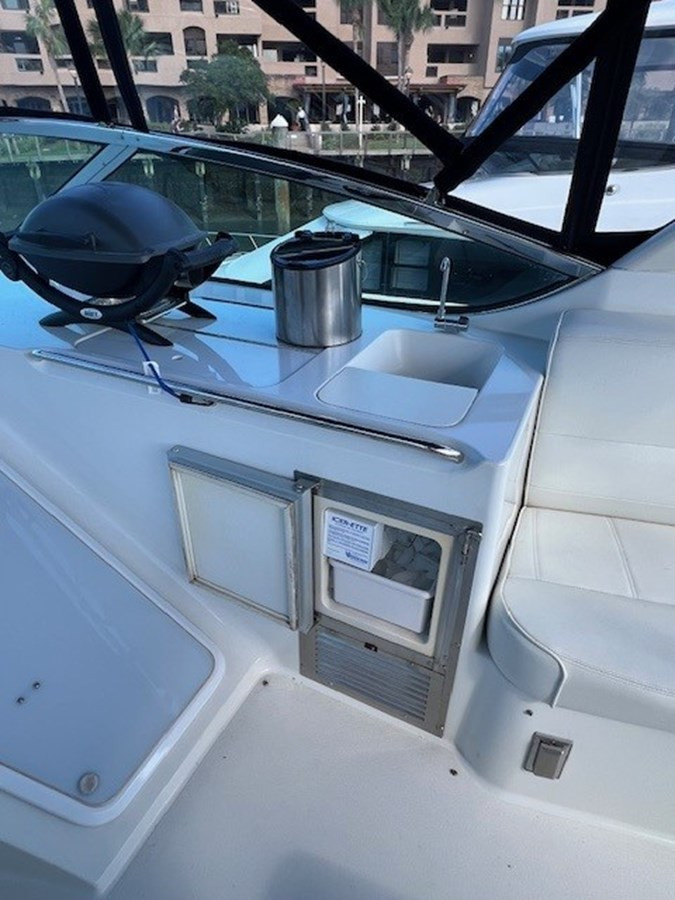 https://arconyachts.ams3.digitaloceanspaces.com/129255/conversions/large_4277383-optimize.jpg