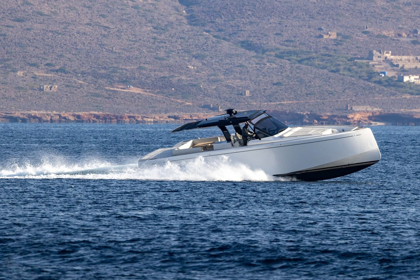 M/Y IDA