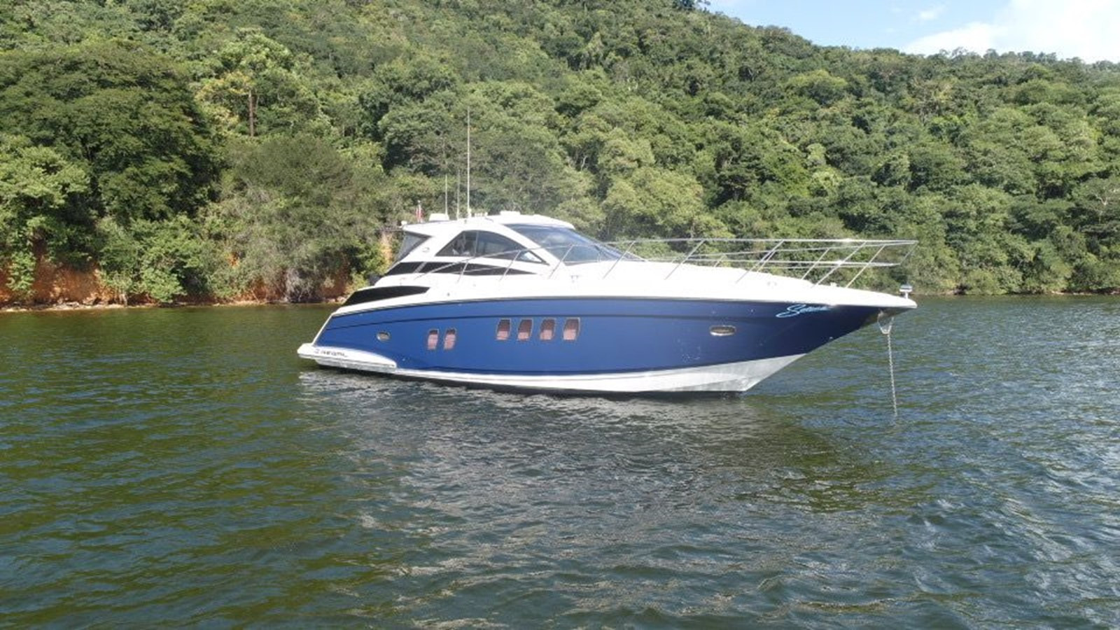 https://arconyachts.ams3.digitaloceanspaces.com/129554/conversions/large_4700760-optimize.jpg