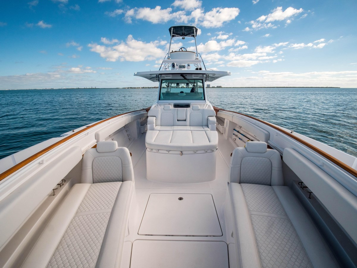 https://arconyachts.ams3.digitaloceanspaces.com/129578/conversions/large_2844841-optimize.jpg