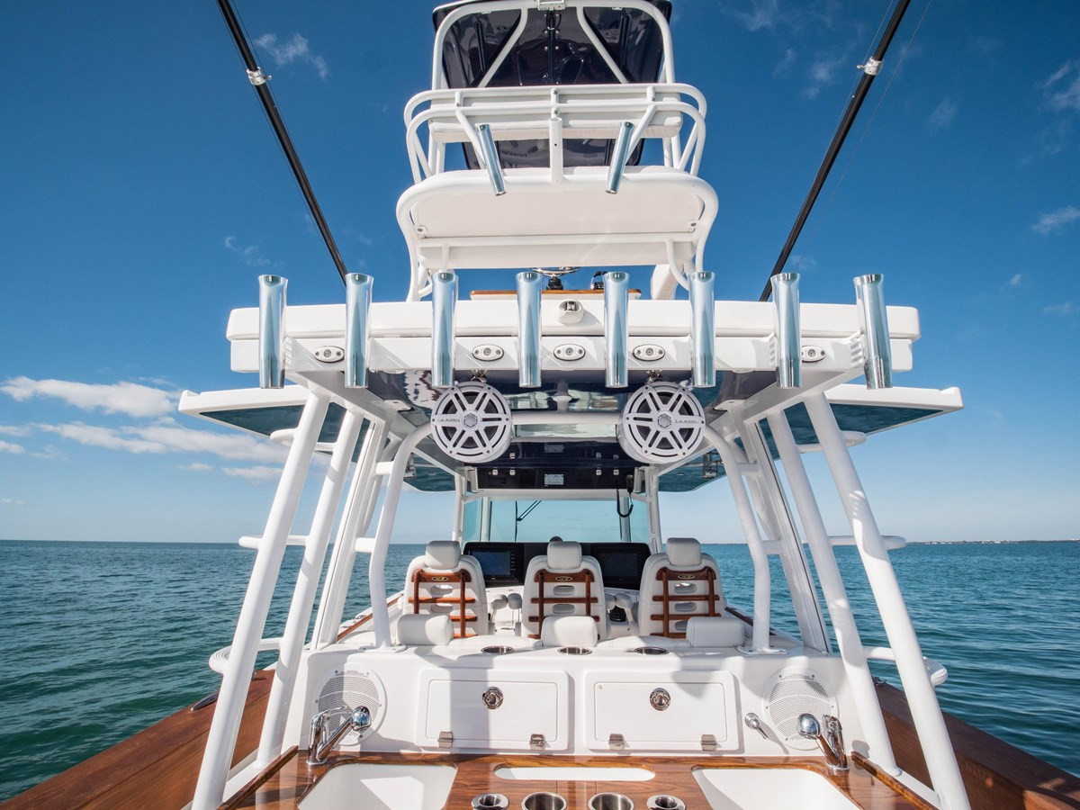 https://arconyachts.ams3.digitaloceanspaces.com/129625/conversions/large_2844858-optimize.jpg