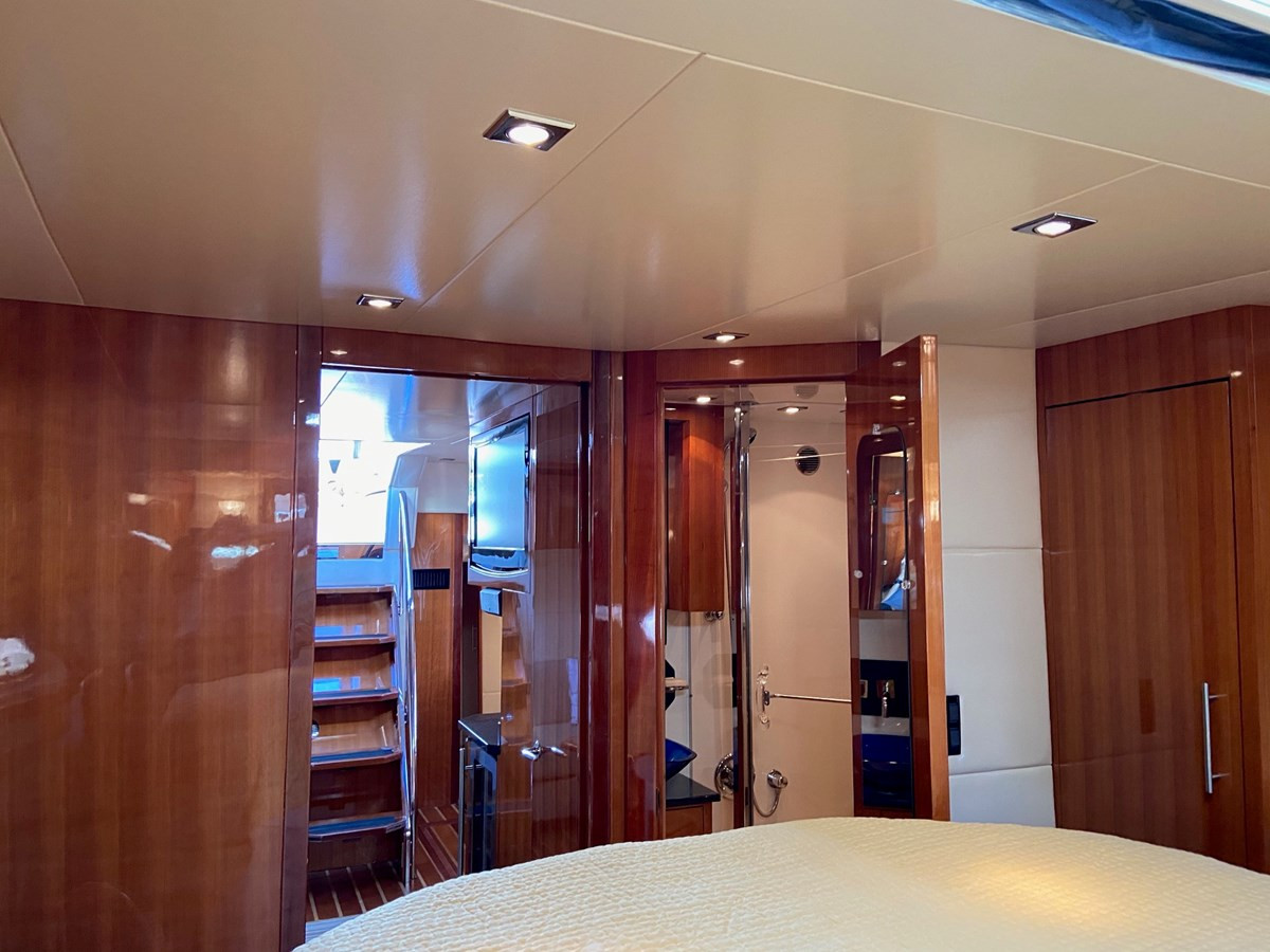 https://arconyachts.ams3.digitaloceanspaces.com/129632/conversions/large_2995772-optimize.jpg