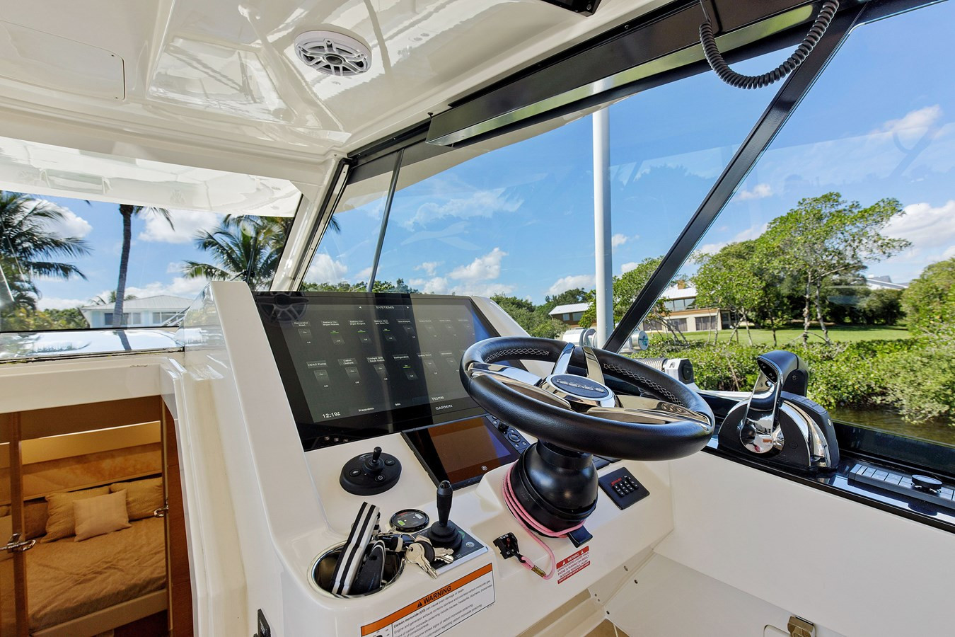 https://arconyachts.ams3.digitaloceanspaces.com/129770/conversions/large_3351007-optimize.jpg