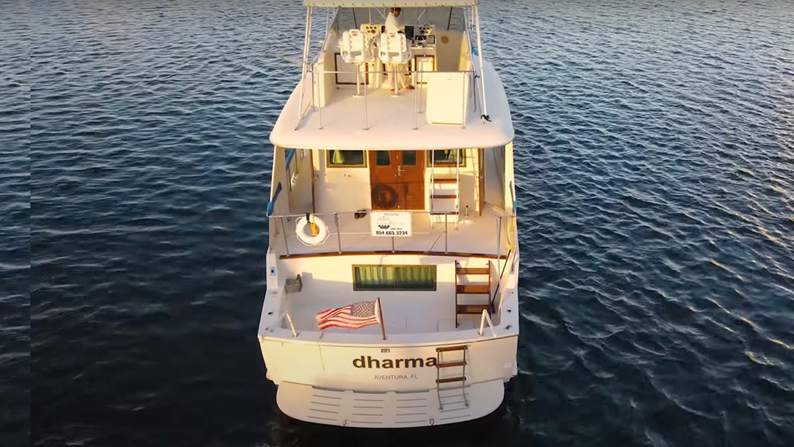 https://arconyachts.ams3.digitaloceanspaces.com/129834/conversions/large_3642207-optimize.jpg