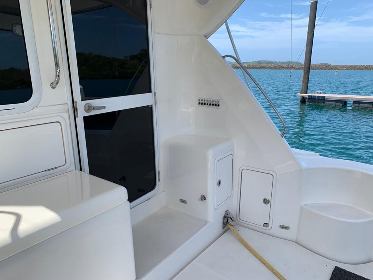 https://arconyachts.ams3.digitaloceanspaces.com/130013/conversions/large_3703691-optimize.jpg