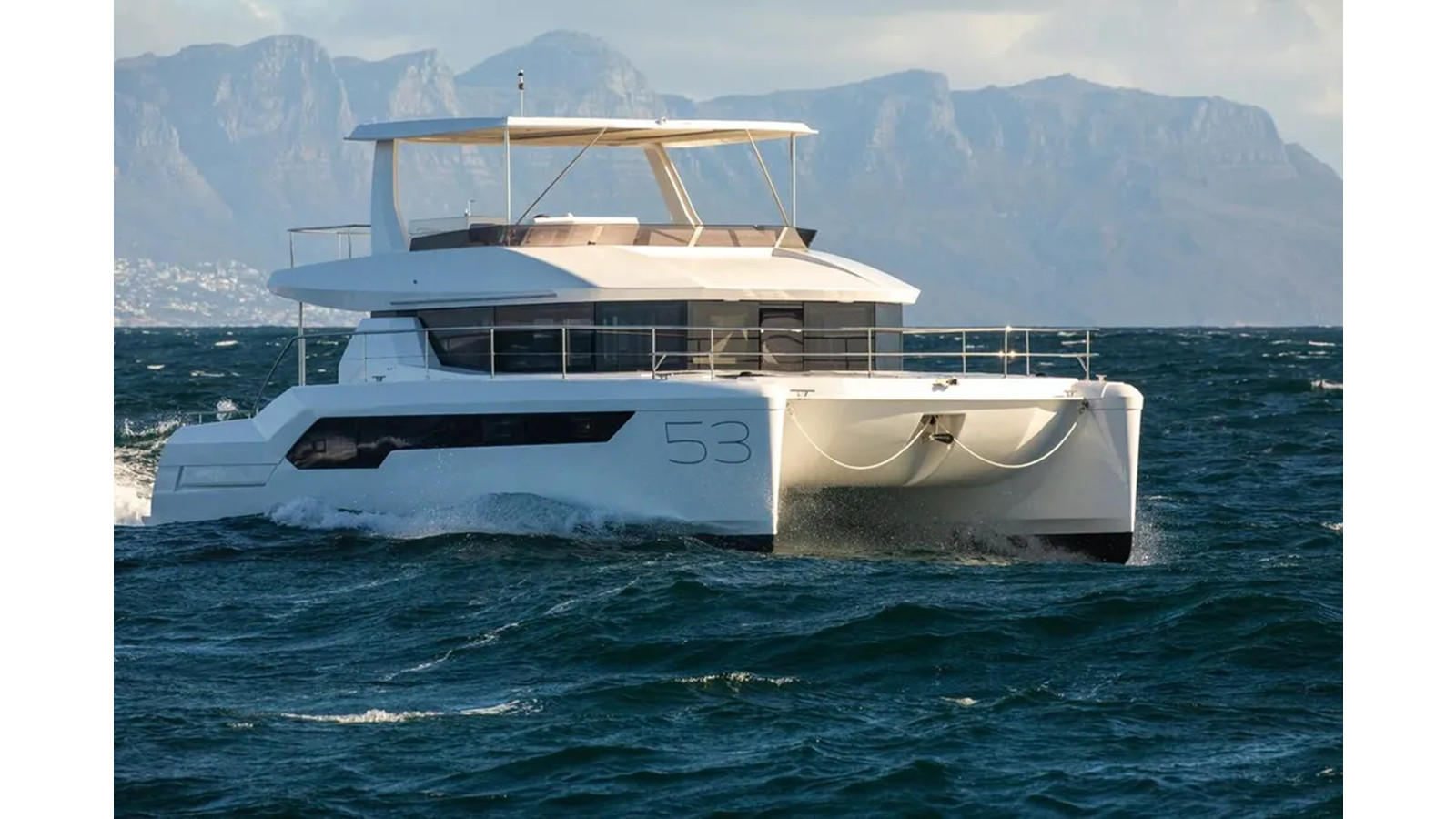 https://arconyachts.ams3.digitaloceanspaces.com/130347/conversions/large_4381653-optimize.jpg