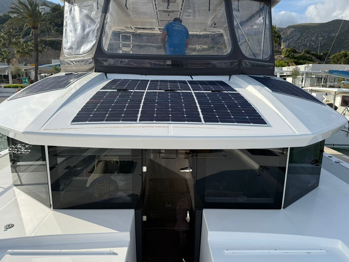 https://arconyachts.ams3.digitaloceanspaces.com/130455/conversions/large_4848735-optimize.jpg