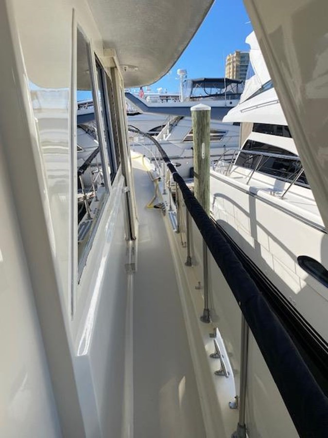 https://arconyachts.ams3.digitaloceanspaces.com/130547/conversions/large_4553443-optimize.jpg