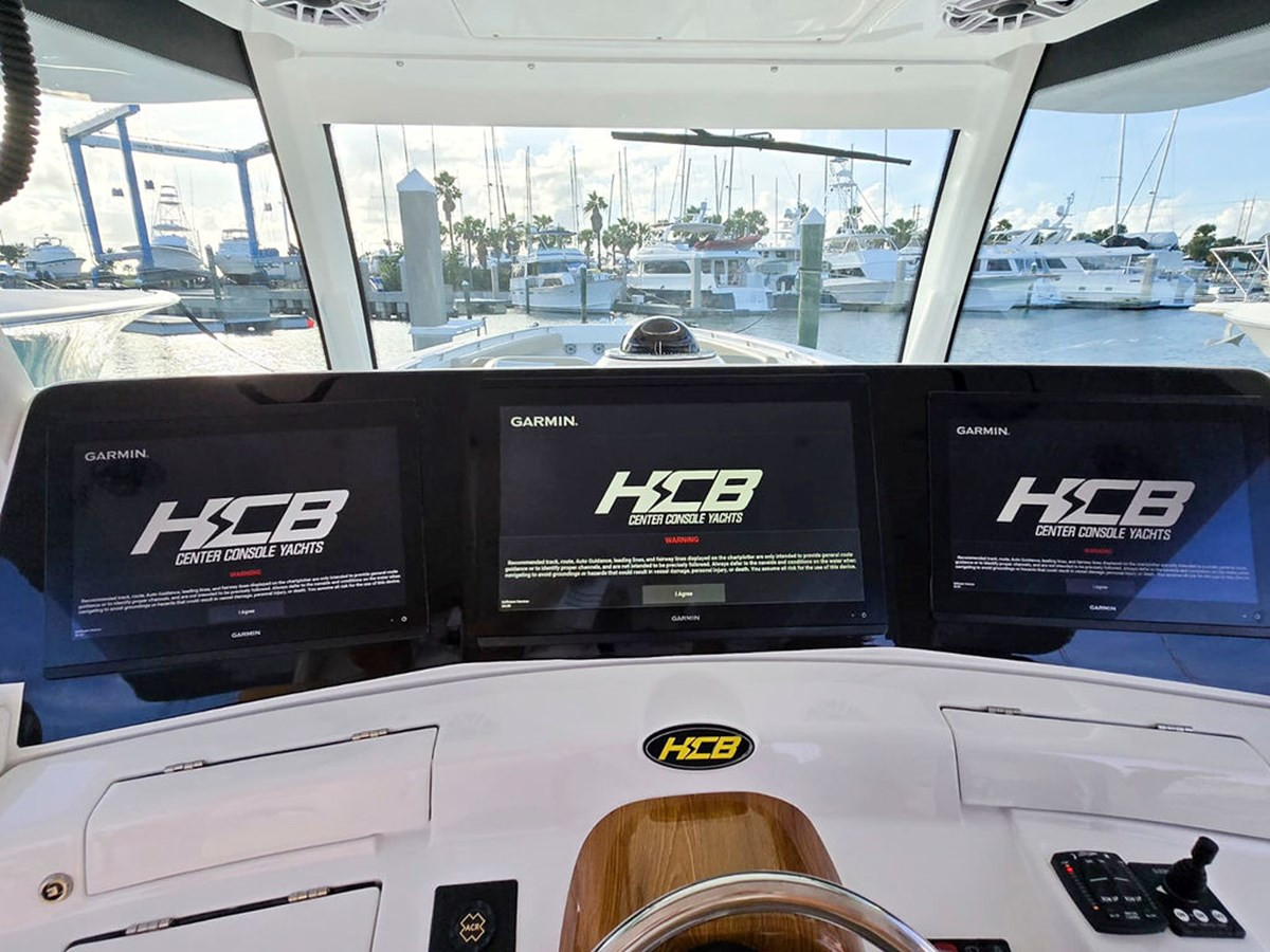 https://arconyachts.ams3.digitaloceanspaces.com/130602/conversions/large_4547950-optimize.jpg