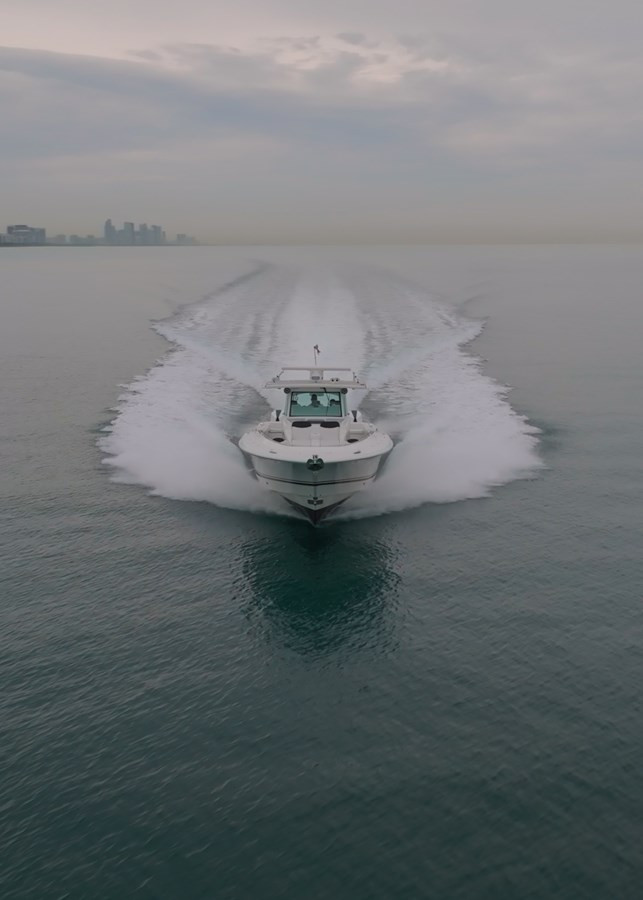 https://arconyachts.ams3.digitaloceanspaces.com/130610/conversions/large_4521598-optimize.jpg