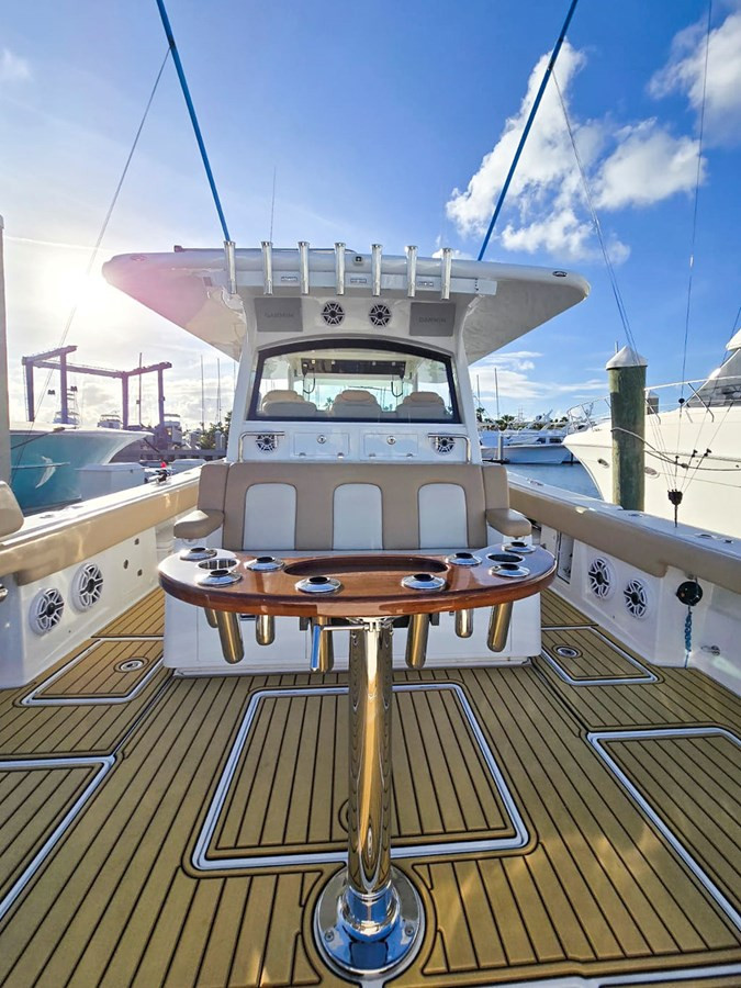 https://arconyachts.ams3.digitaloceanspaces.com/130674/conversions/large_4547983-optimize.jpg