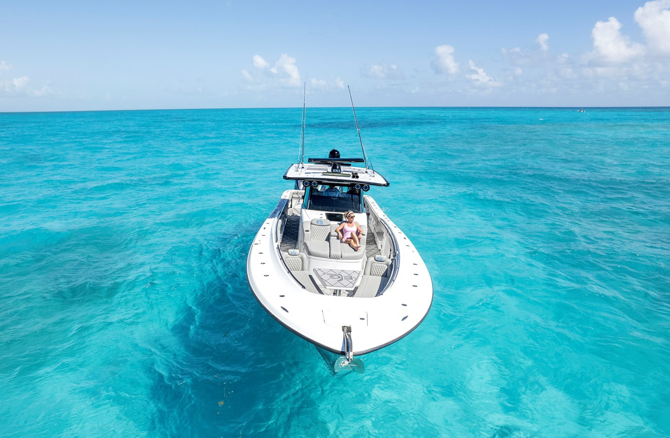https://arconyachts.ams3.digitaloceanspaces.com/130770/conversions/large_4607114-optimize.jpg