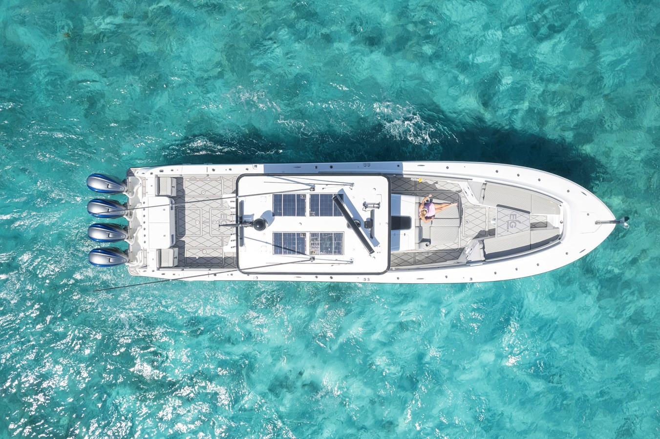 https://arconyachts.ams3.digitaloceanspaces.com/130779/conversions/large_4607116-optimize.jpg
