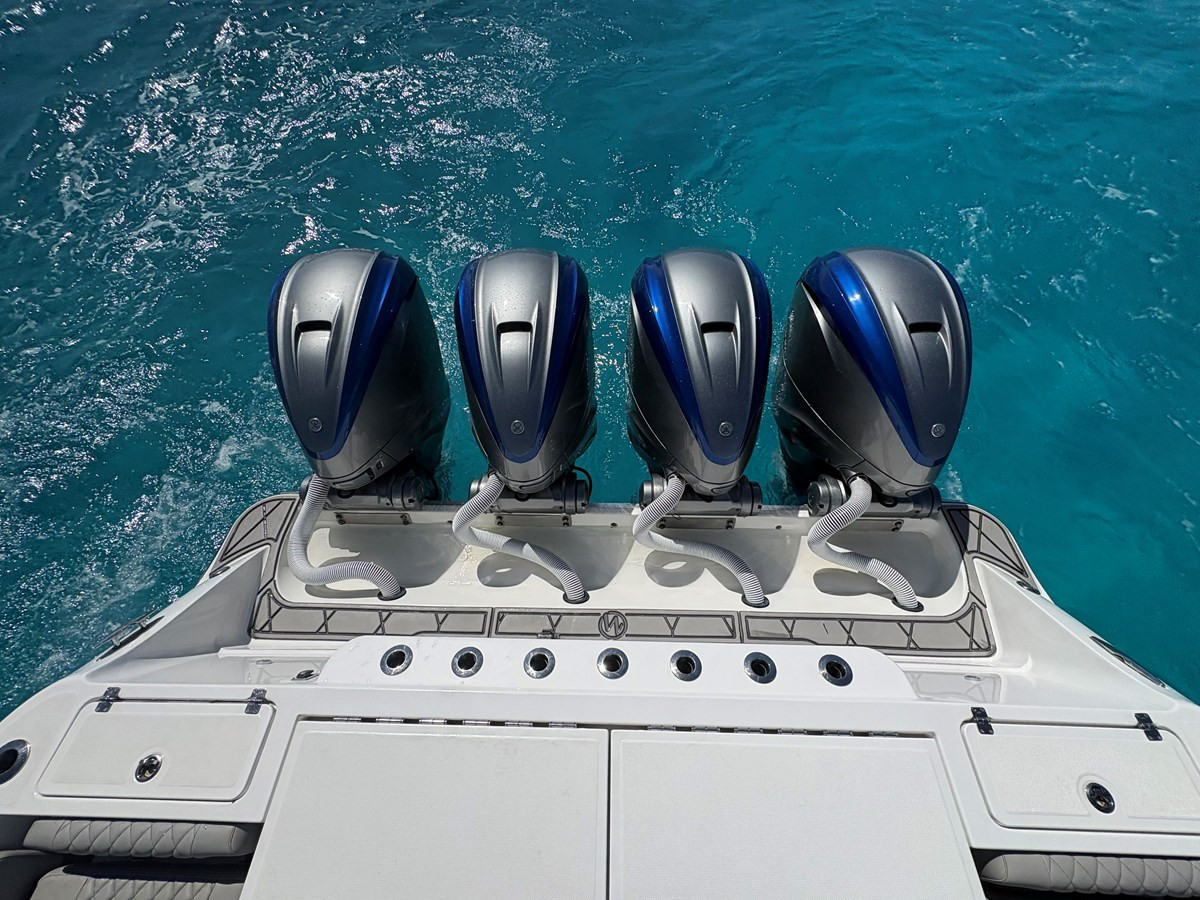 https://arconyachts.ams3.digitaloceanspaces.com/130786/conversions/large_4607122-optimize.jpg