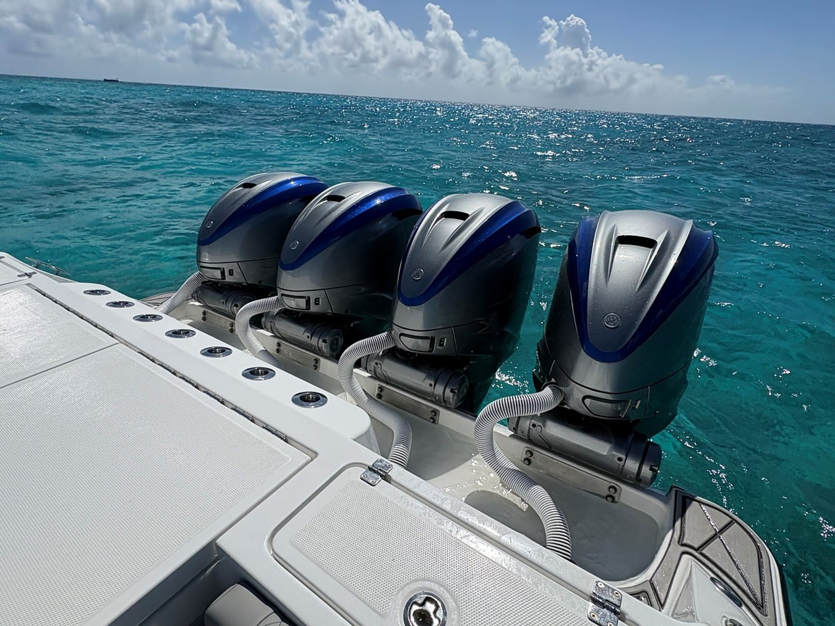 https://arconyachts.ams3.digitaloceanspaces.com/130789/conversions/large_4607118-optimize.jpg