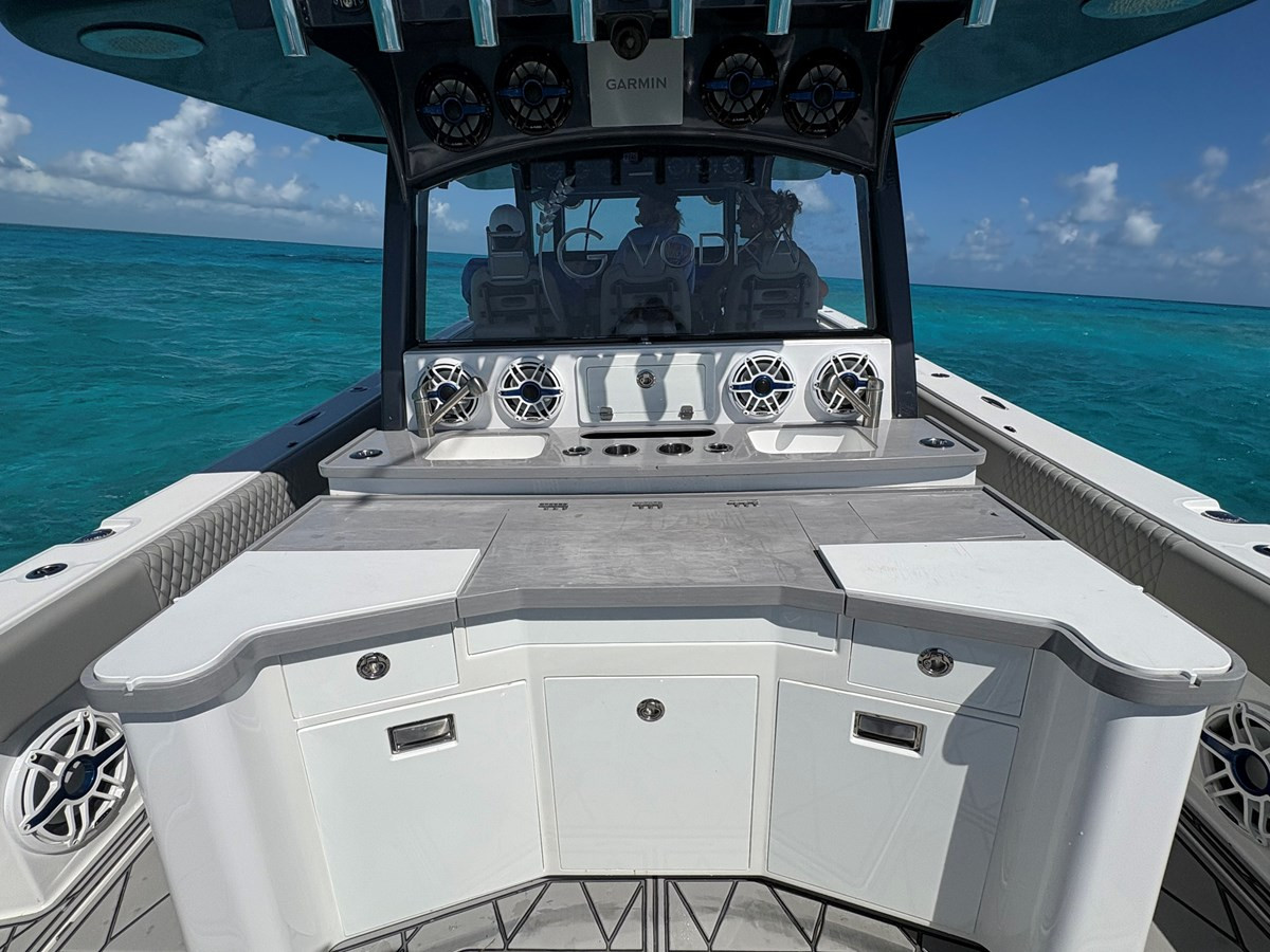 https://arconyachts.ams3.digitaloceanspaces.com/130811/conversions/large_4607127-optimize.jpg