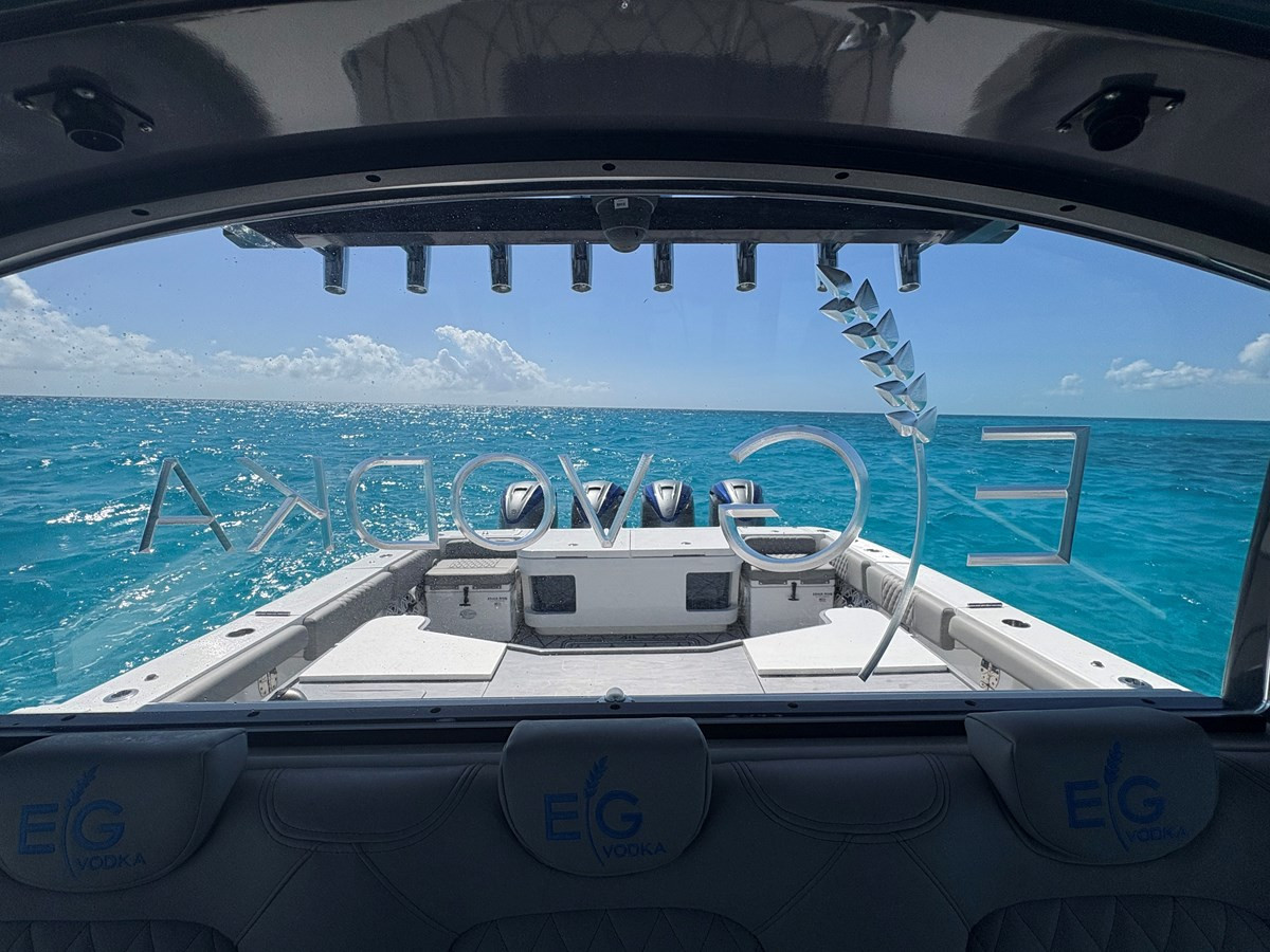https://arconyachts.ams3.digitaloceanspaces.com/130856/conversions/large_4607142-optimize.jpg