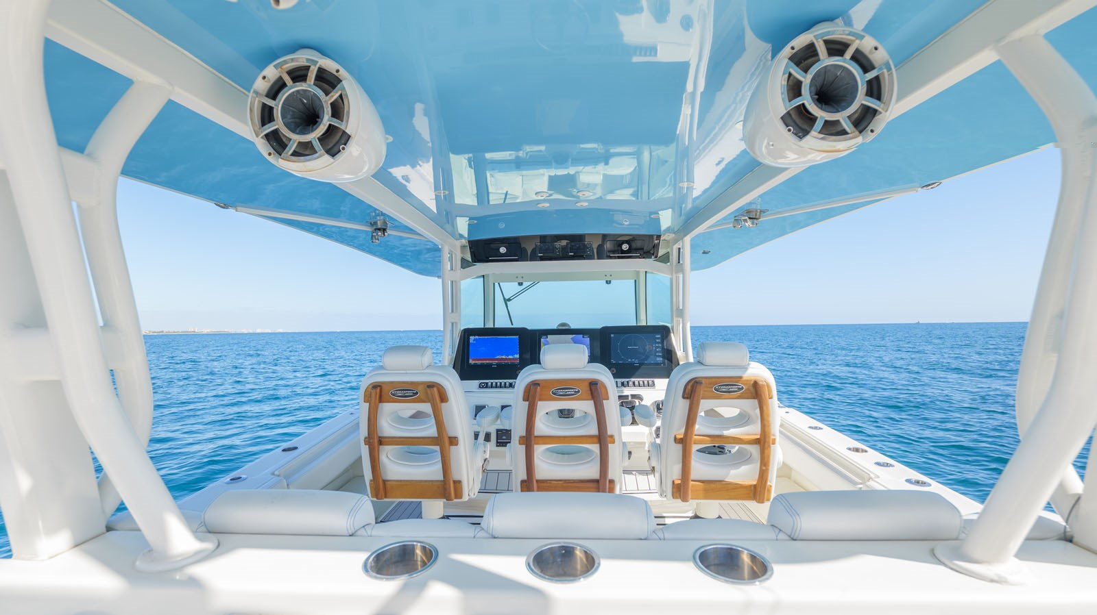 https://arconyachts.ams3.digitaloceanspaces.com/130876/conversions/large_4611987-optimize.jpg