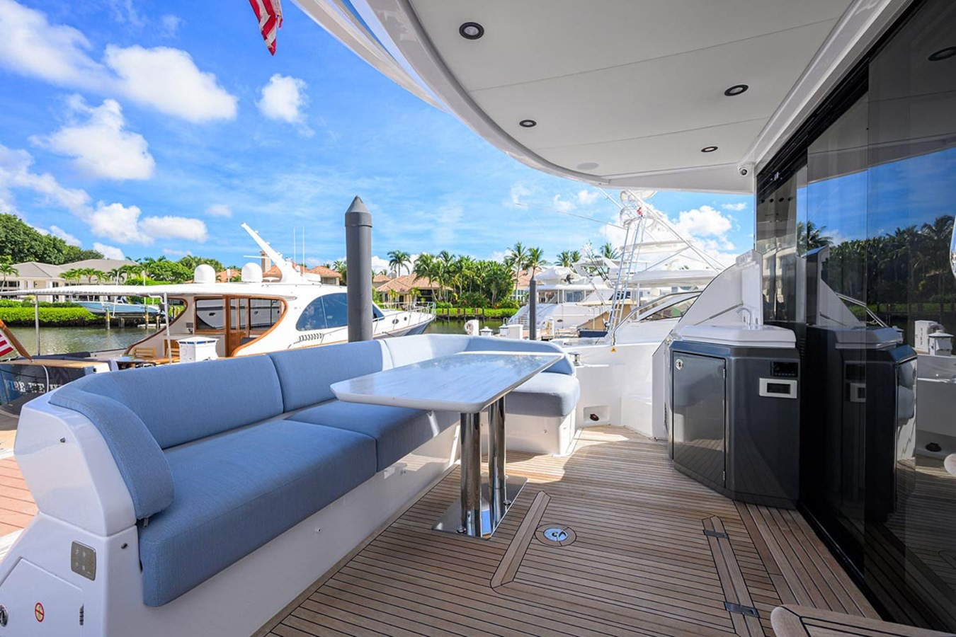 https://arconyachts.ams3.digitaloceanspaces.com/130980/conversions/large_4750847-optimize.jpg