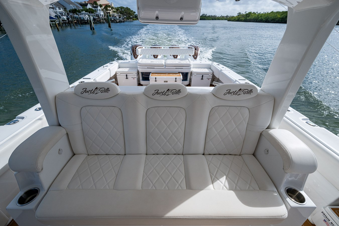https://arconyachts.ams3.digitaloceanspaces.com/131078/conversions/large_4827868-optimize.jpg