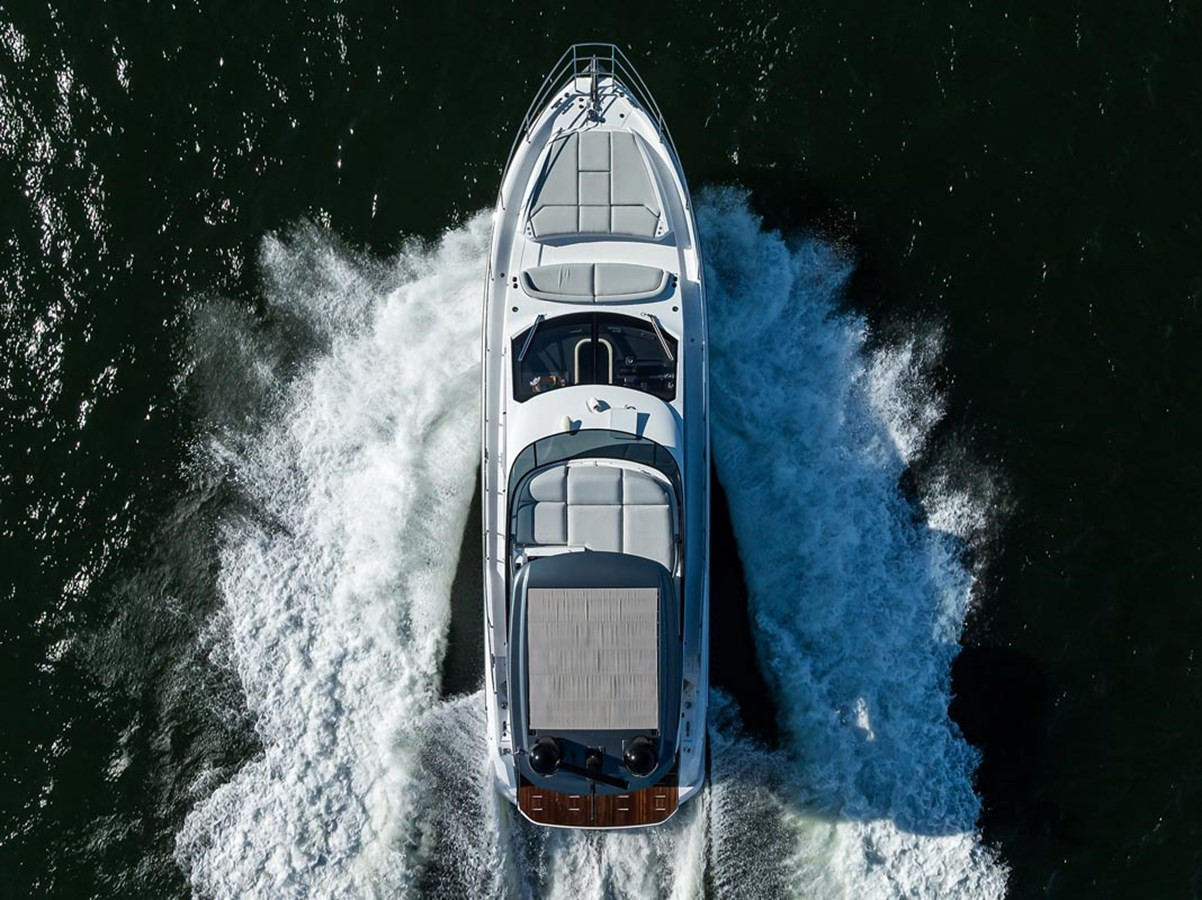 https://arconyachts.ams3.digitaloceanspaces.com/131106/conversions/large_4750836-optimize.jpg