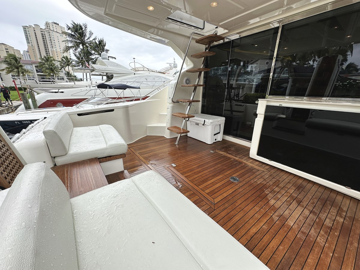 https://arconyachts.ams3.digitaloceanspaces.com/131137/conversions/large_4843969-optimize.jpg