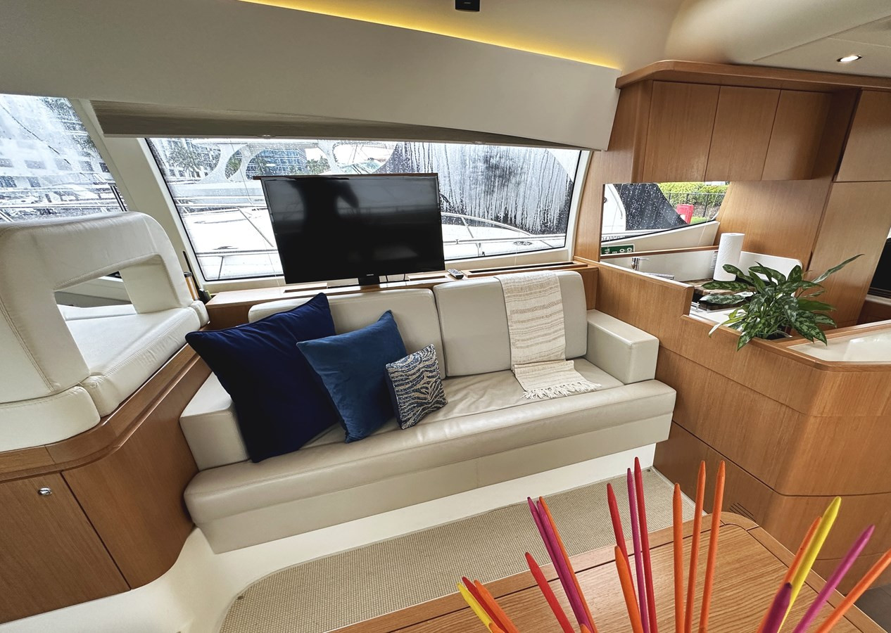 https://arconyachts.ams3.digitaloceanspaces.com/131155/conversions/large_4843976-optimize.jpg