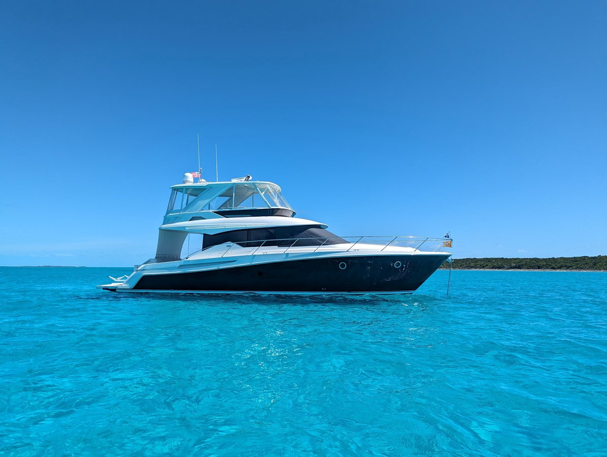 https://arconyachts.ams3.digitaloceanspaces.com/131292/conversions/large_4850402-optimize.jpg