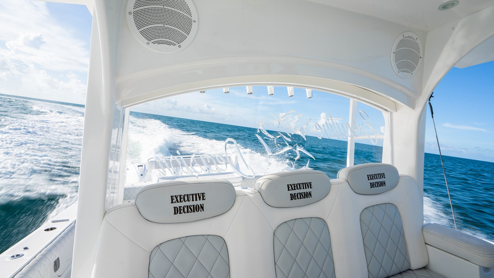 https://arconyachts.ams3.digitaloceanspaces.com/131445/conversions/large_4761827-optimize.jpg