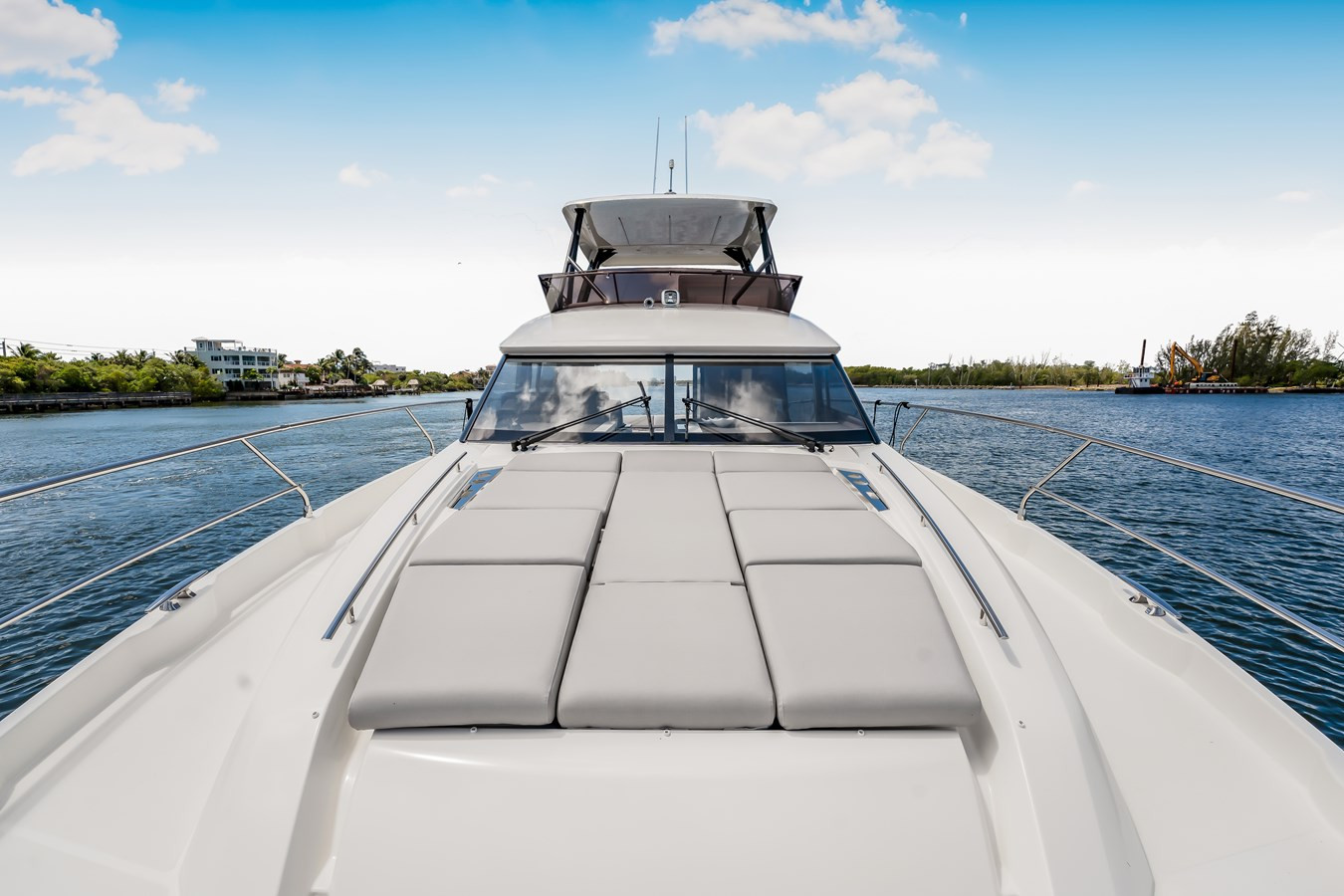https://arconyachts.ams3.digitaloceanspaces.com/131490/conversions/large_4651359-optimize.jpg