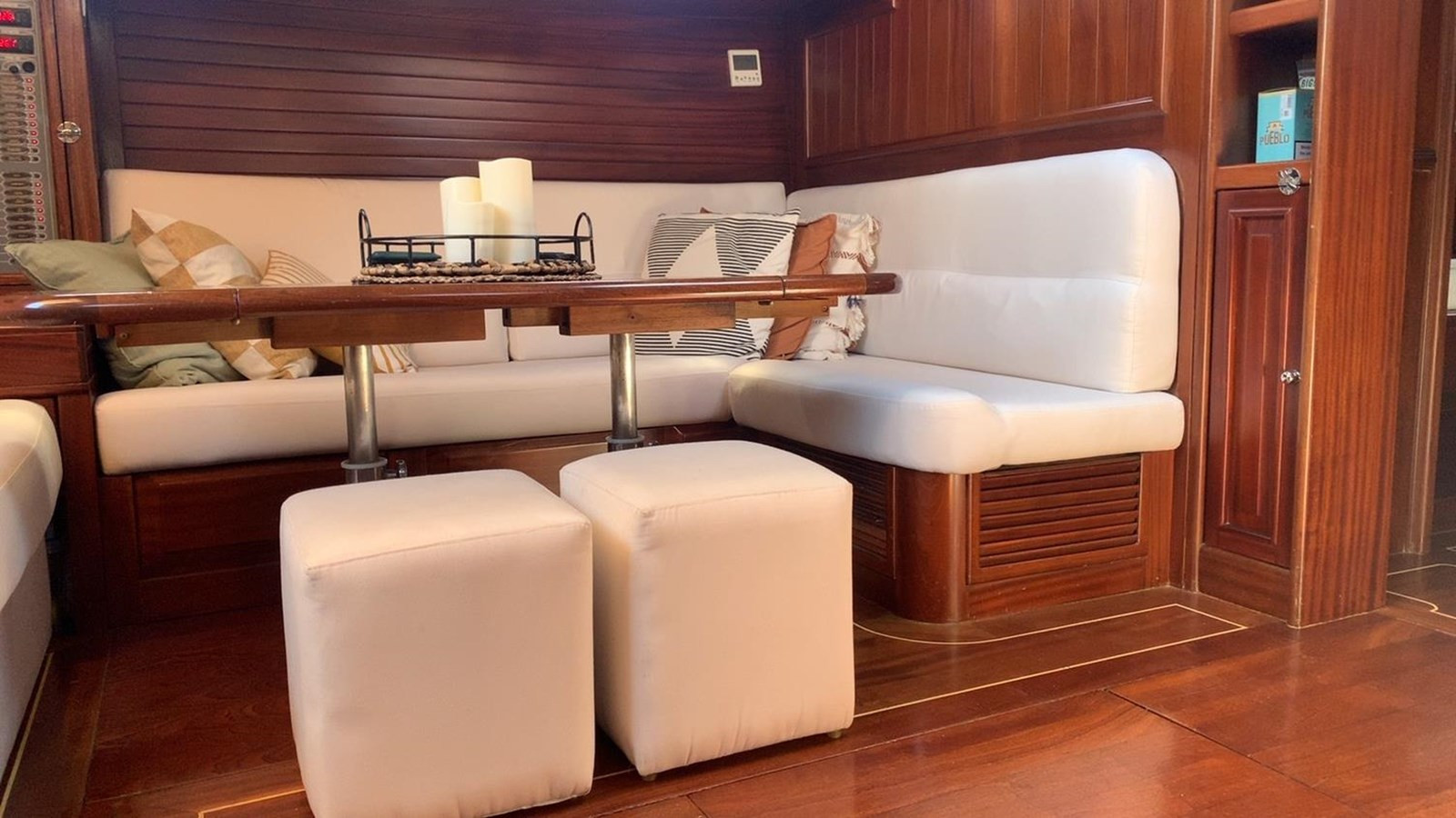 https://arconyachts.ams3.digitaloceanspaces.com/131711/conversions/large_4615508-optimize.jpg