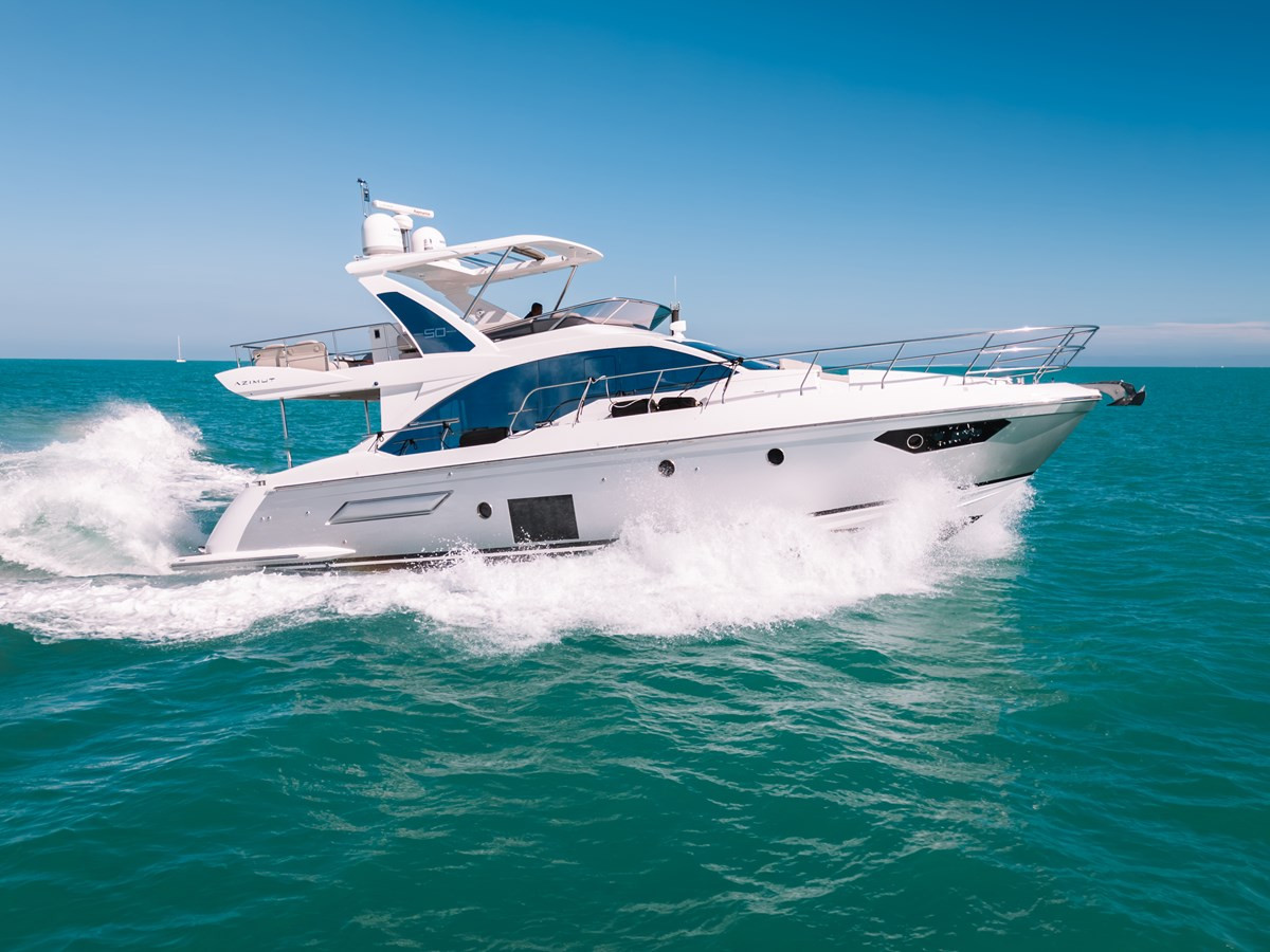 https://arconyachts.ams3.digitaloceanspaces.com/131735/conversions/large_4070518-optimize.jpg