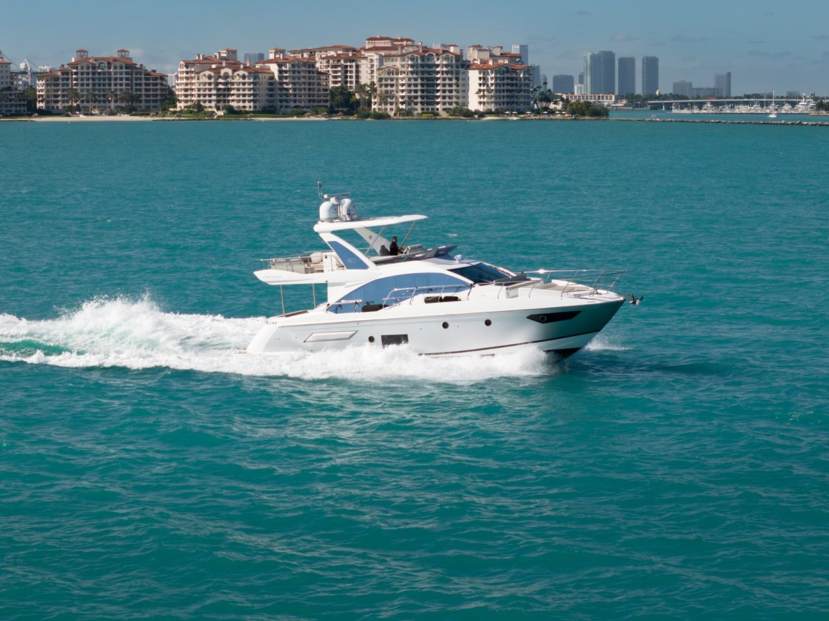 https://arconyachts.ams3.digitaloceanspaces.com/131745/conversions/large_4070521-optimize.jpg
