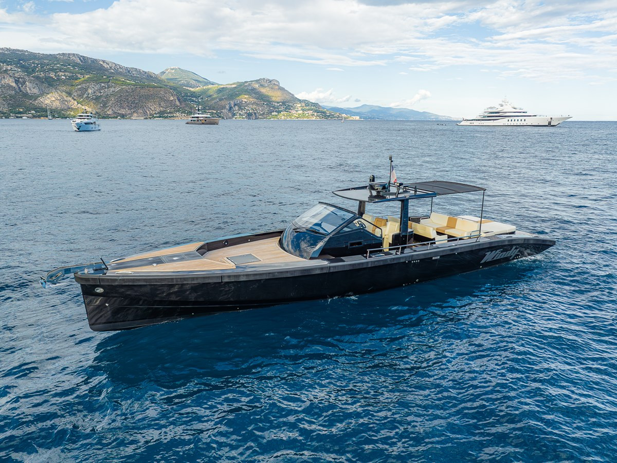 https://arconyachts.ams3.digitaloceanspaces.com/131840/conversions/large_3914375-optimize.jpg