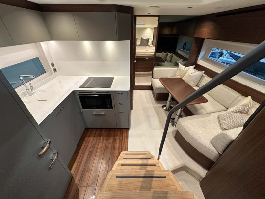 PRINCESS V50 OPEN (V50334)