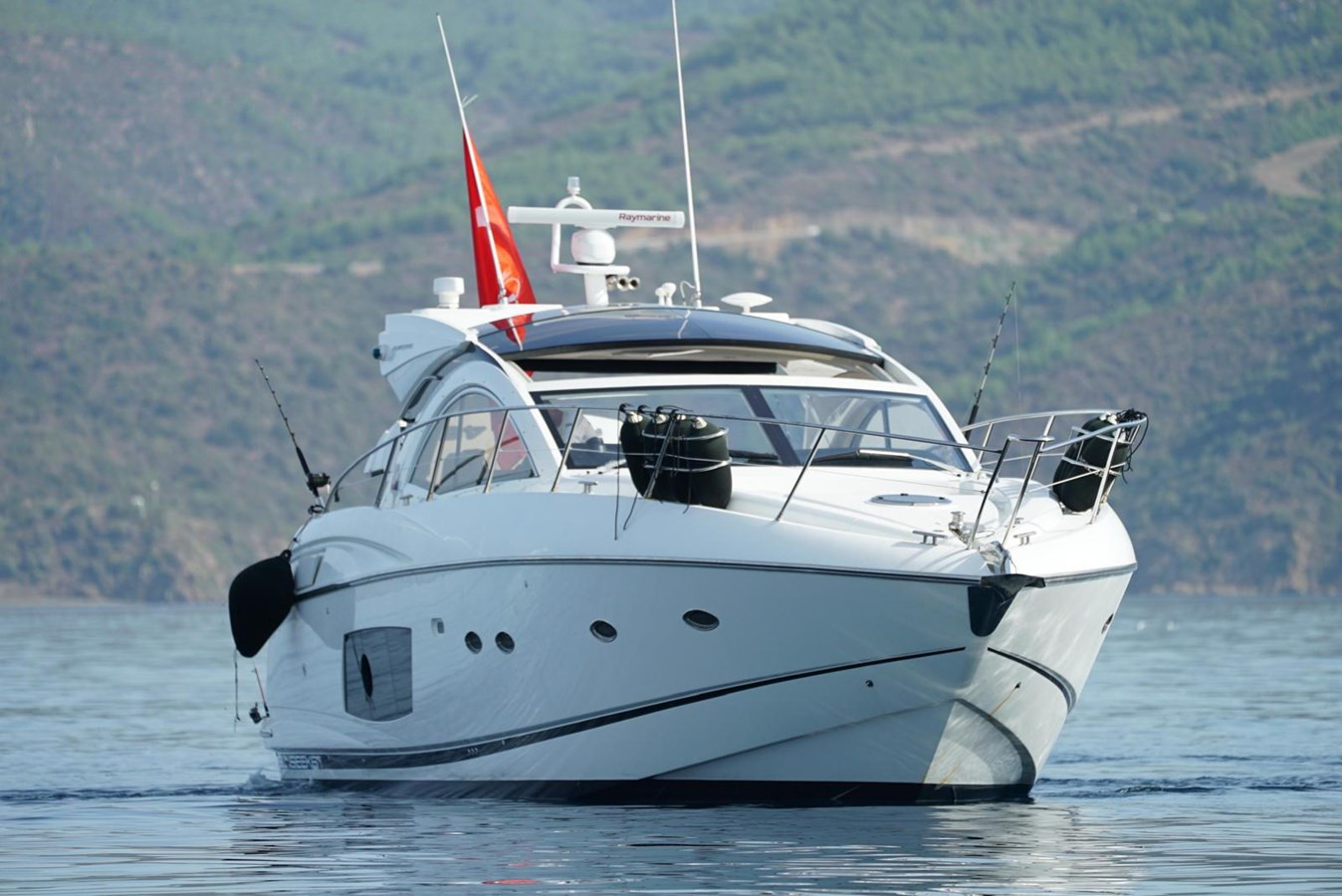https://arconyachts.ams3.digitaloceanspaces.com/131969/conversions/large_4746420-optimize.jpg