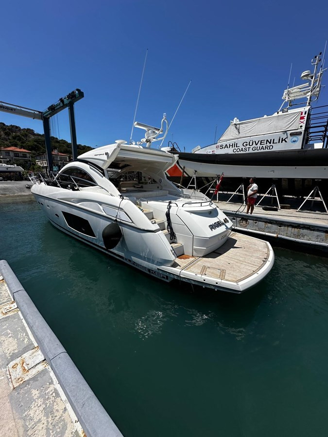 https://arconyachts.ams3.digitaloceanspaces.com/131976/conversions/large_4746443-optimize.jpg