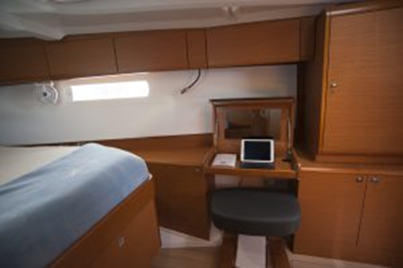 https://arconyachts.ams3.digitaloceanspaces.com/132420/conversions/large_2498429-optimize.jpg