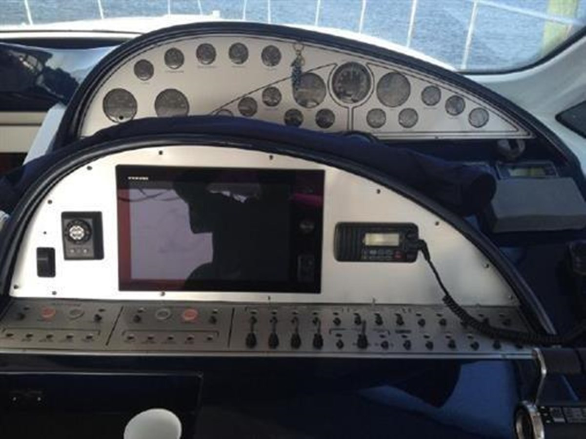 https://arconyachts.ams3.digitaloceanspaces.com/132733/conversions/large_3248556-optimize.jpg