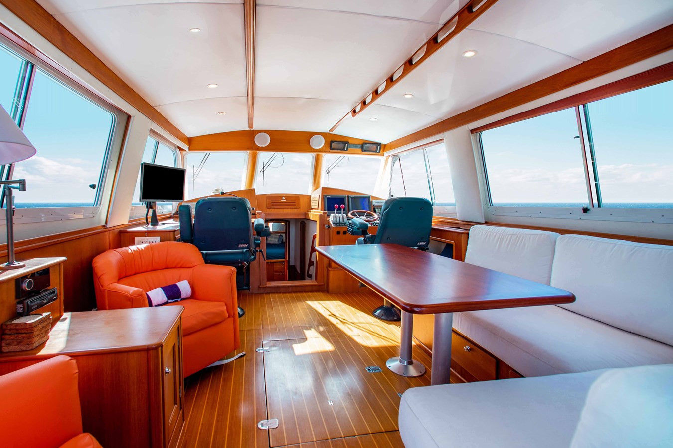 https://arconyachts.ams3.digitaloceanspaces.com/132790/conversions/large_3404280-optimize.jpg
