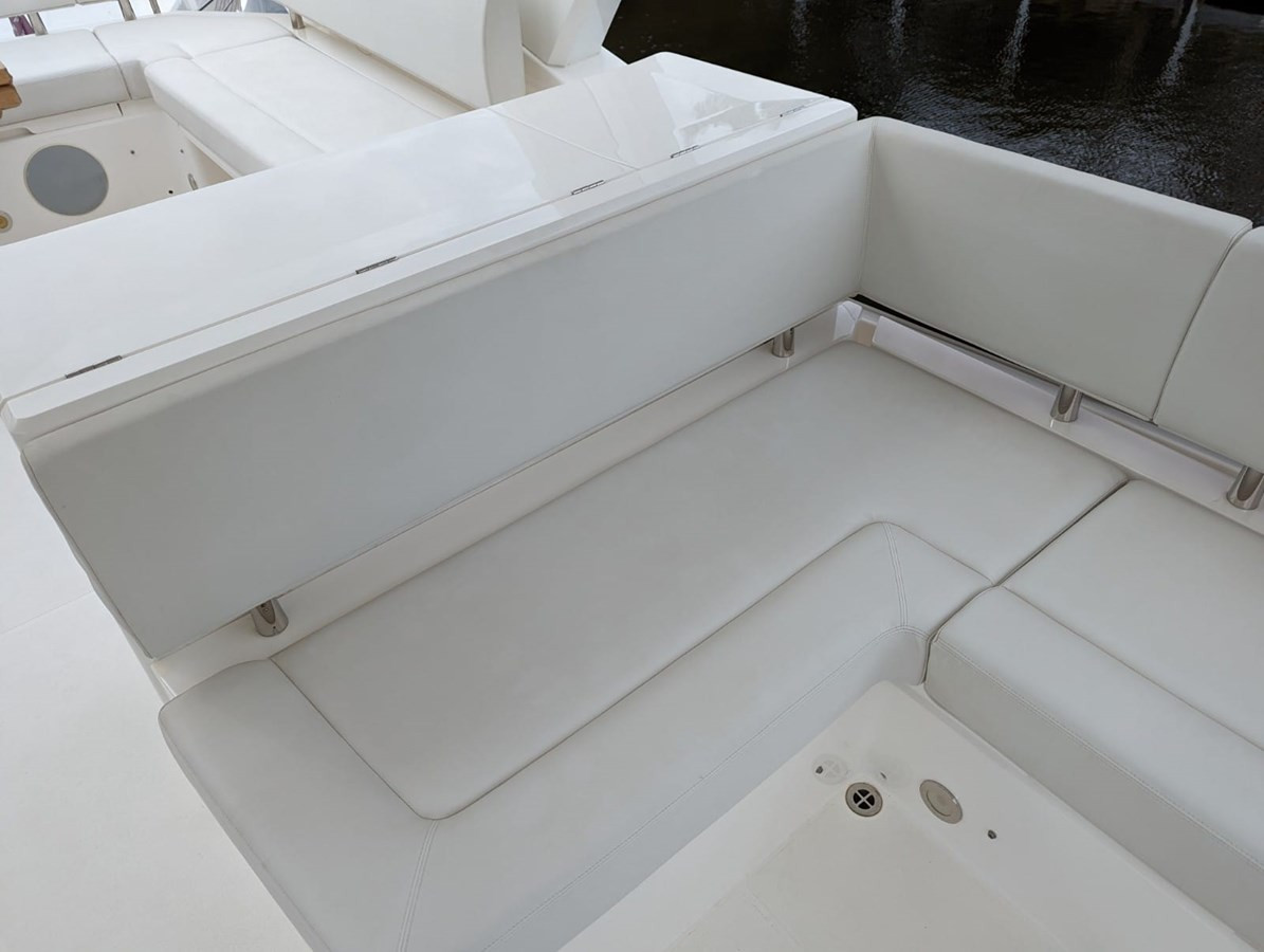 https://arconyachts.ams3.digitaloceanspaces.com/132853/conversions/large_3644994-optimize.jpg