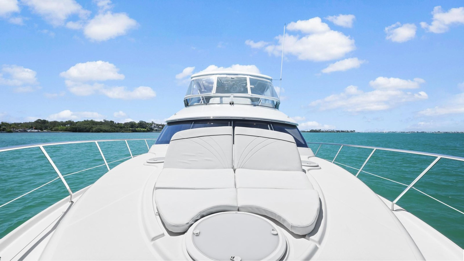 https://arconyachts.ams3.digitaloceanspaces.com/132892/conversions/large_3791722-optimize.jpg