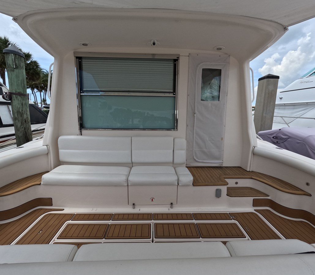 https://arconyachts.ams3.digitaloceanspaces.com/132961/conversions/large_3850867-optimize.jpg