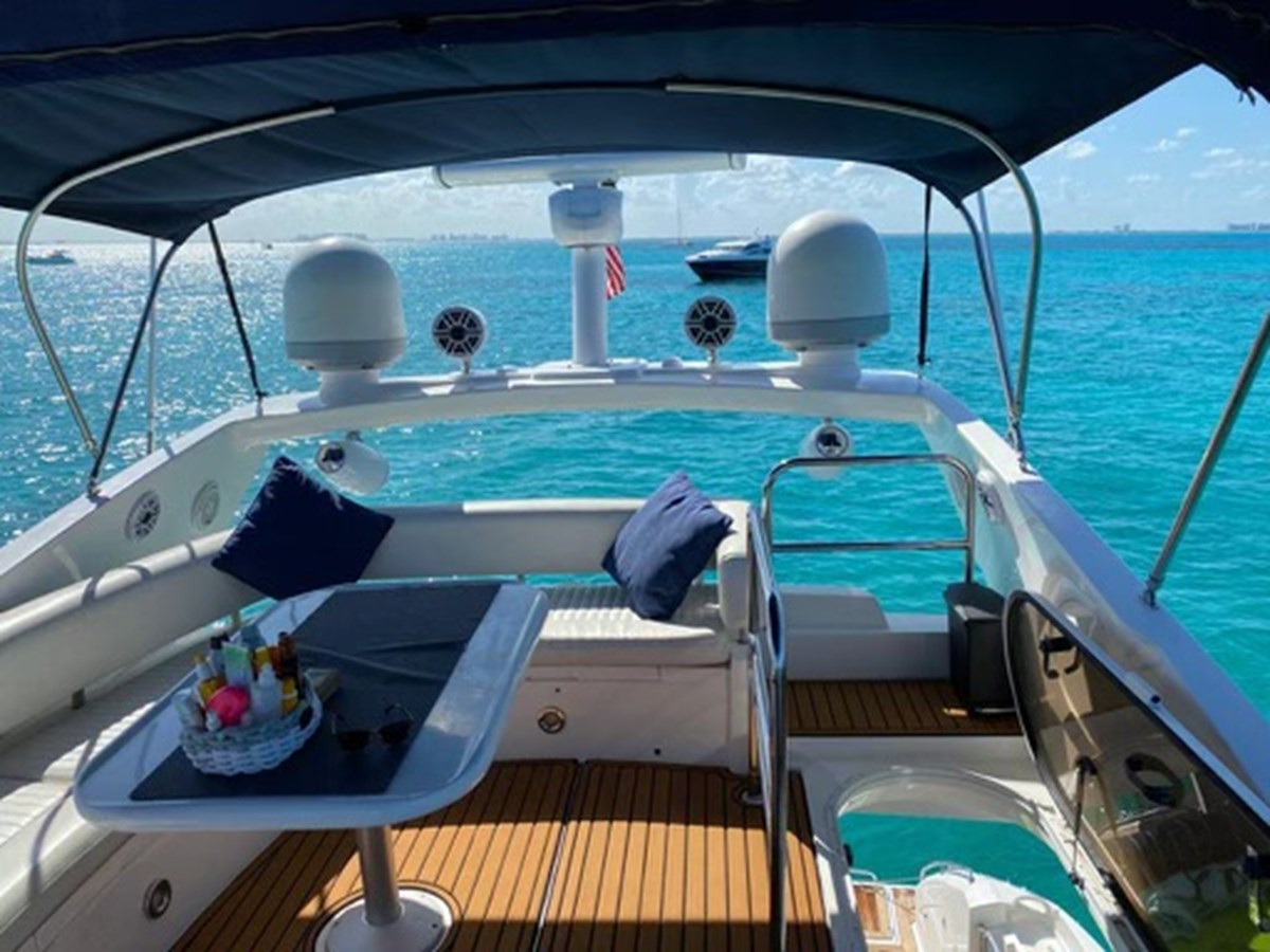 https://arconyachts.ams3.digitaloceanspaces.com/133001/conversions/large_3854132-optimize.jpg